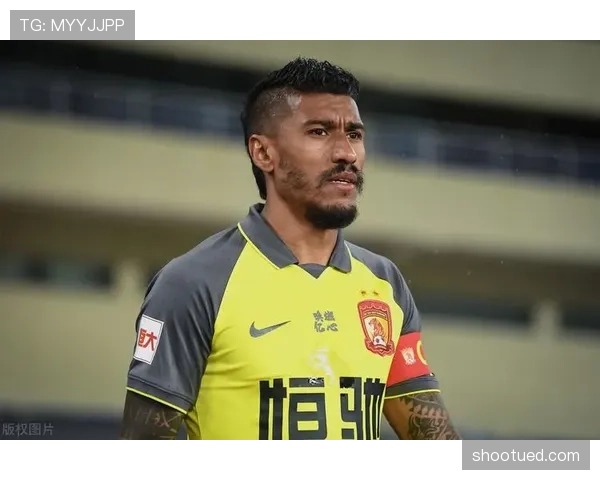 压制后防前插撕破 比上赛季保利尼奥更像九号